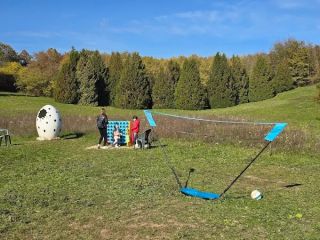 Tollaslabda és Óriás Amőba